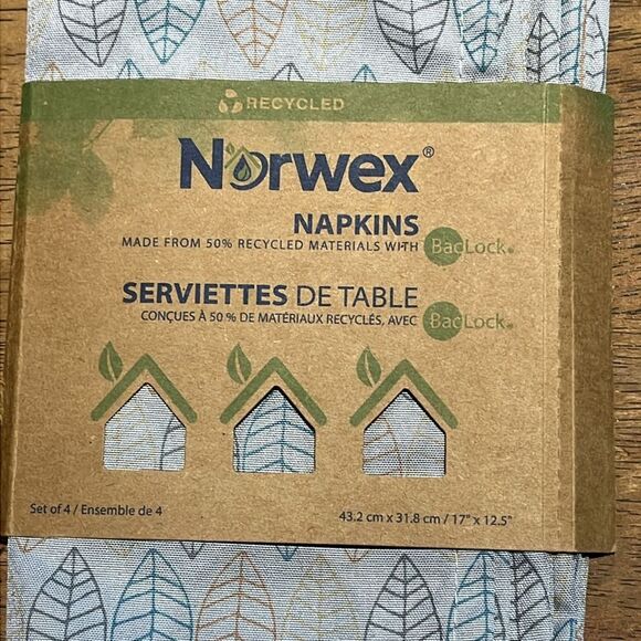 NWT Norwex Napkins Set of 4 Leaves Design - Picture 4 of 5